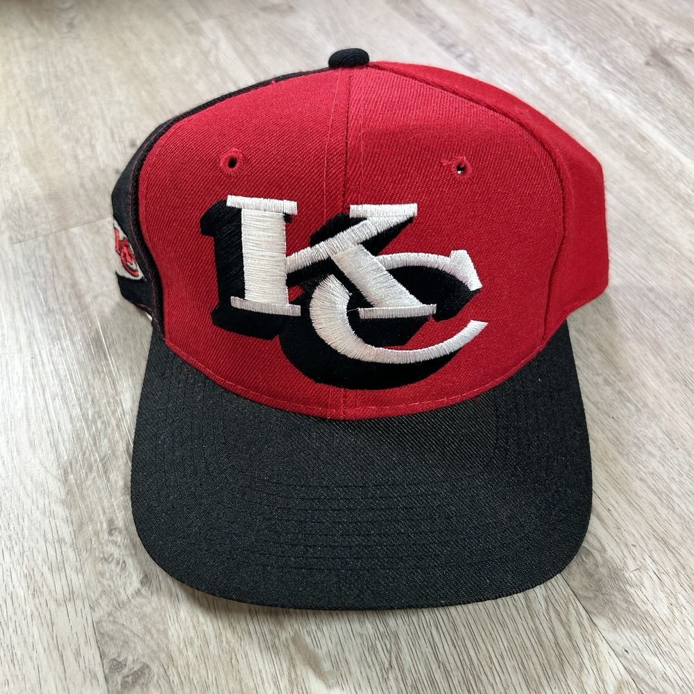 VTG Sports Specialties Kansas City Chiefs Snapback Hat NFL Red Back Script Wool